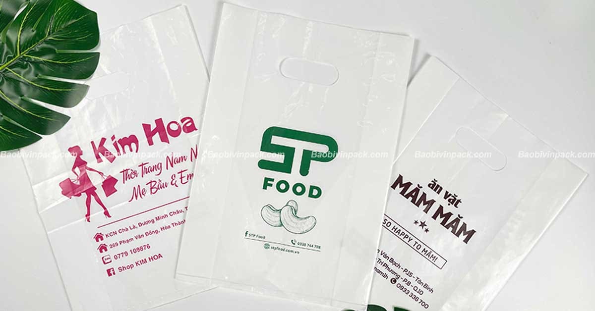 Quai túi được gia công tỉ mỉ, đảm bảo tiện lợi và không bị rách khi mang sản phẩm nặng