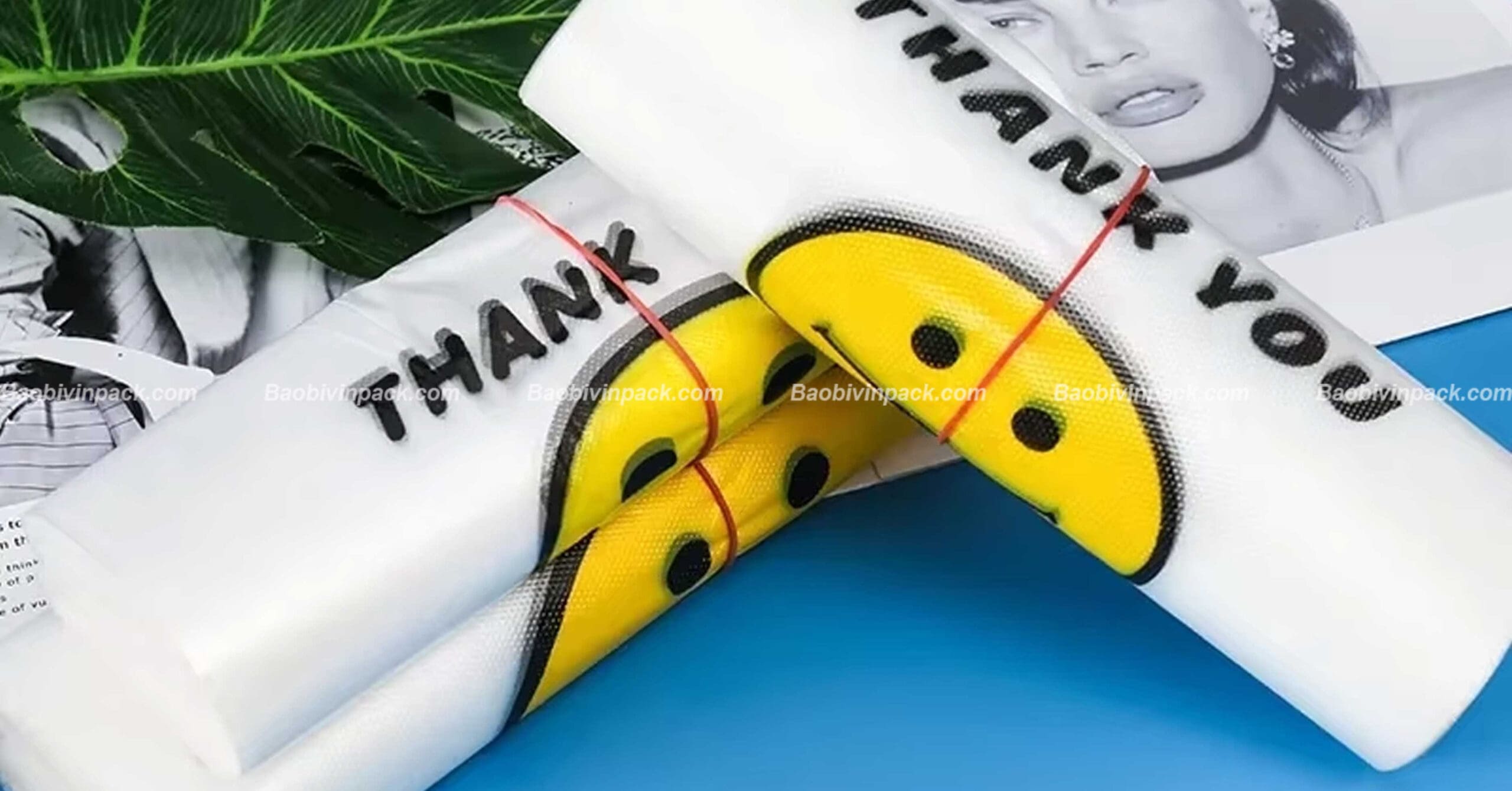 Túi xốp 2 quai HD là gì?