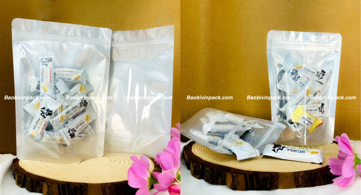 Túi zipper đáy đứng đựng bánh kẹo