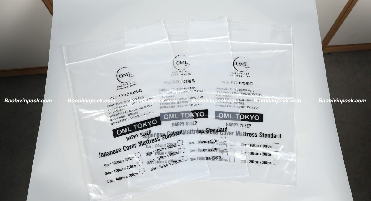 Túi zipper quai xách đục lỗ xoài