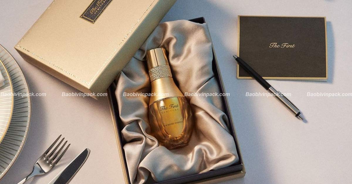 Hộp giấy đựng mỹ phẩm Vinpack