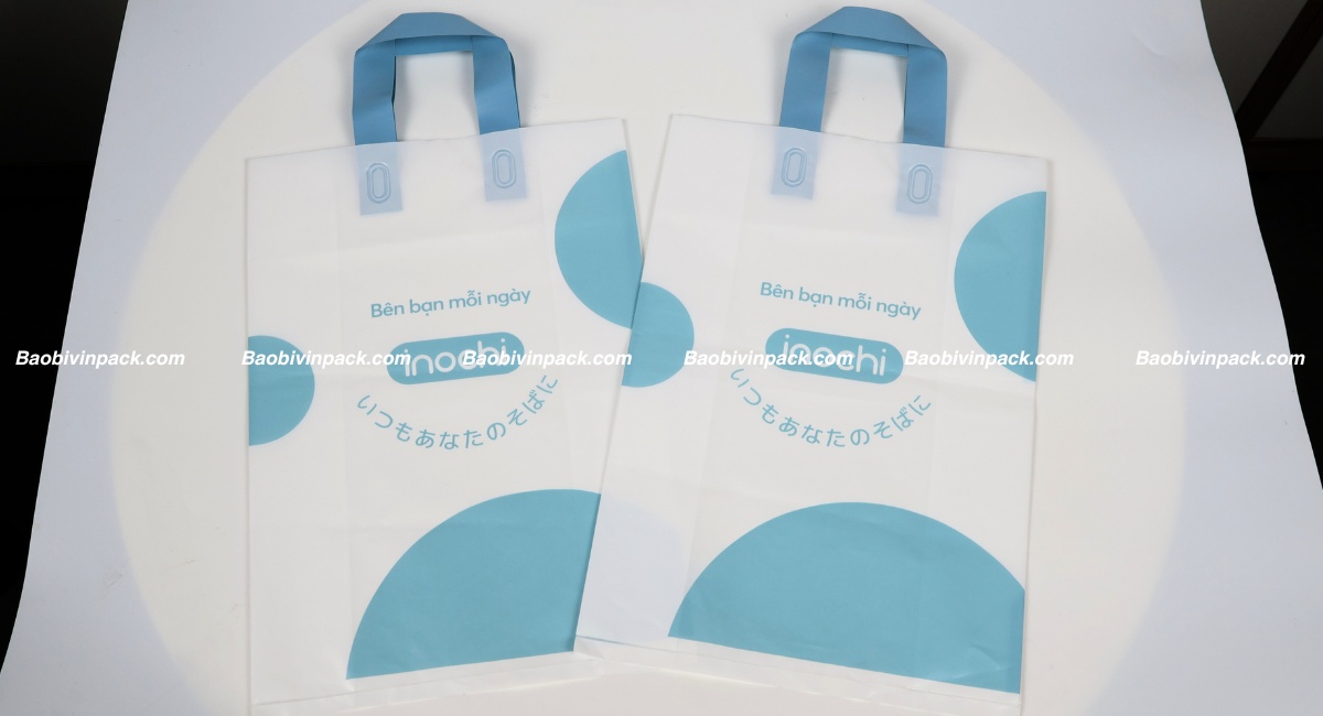 Mẫu túi ép quai tự hủy đựng đồ gia dụng