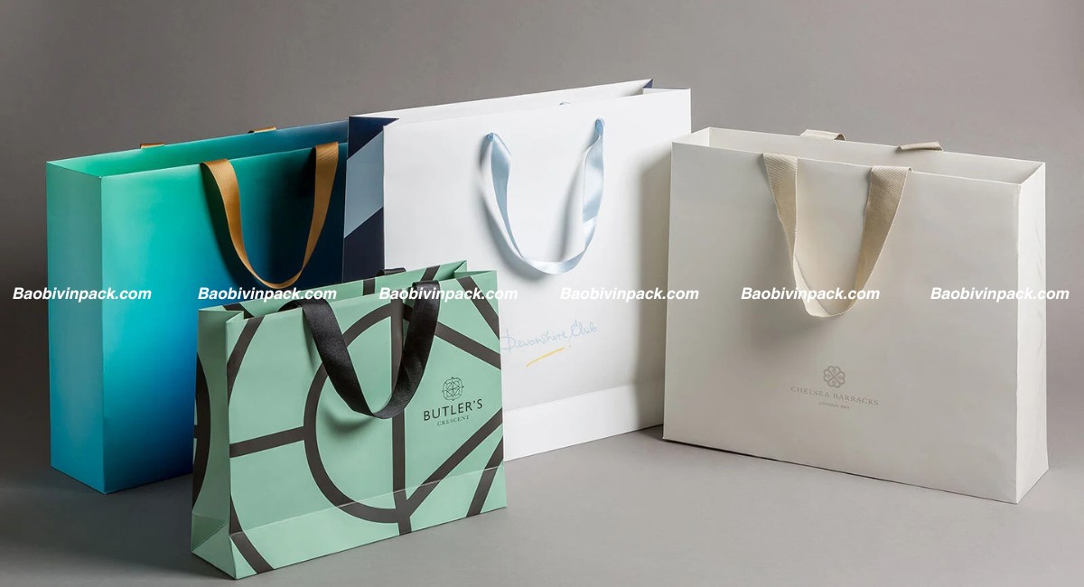 Mẫu túi giấy đựng quà size lớn